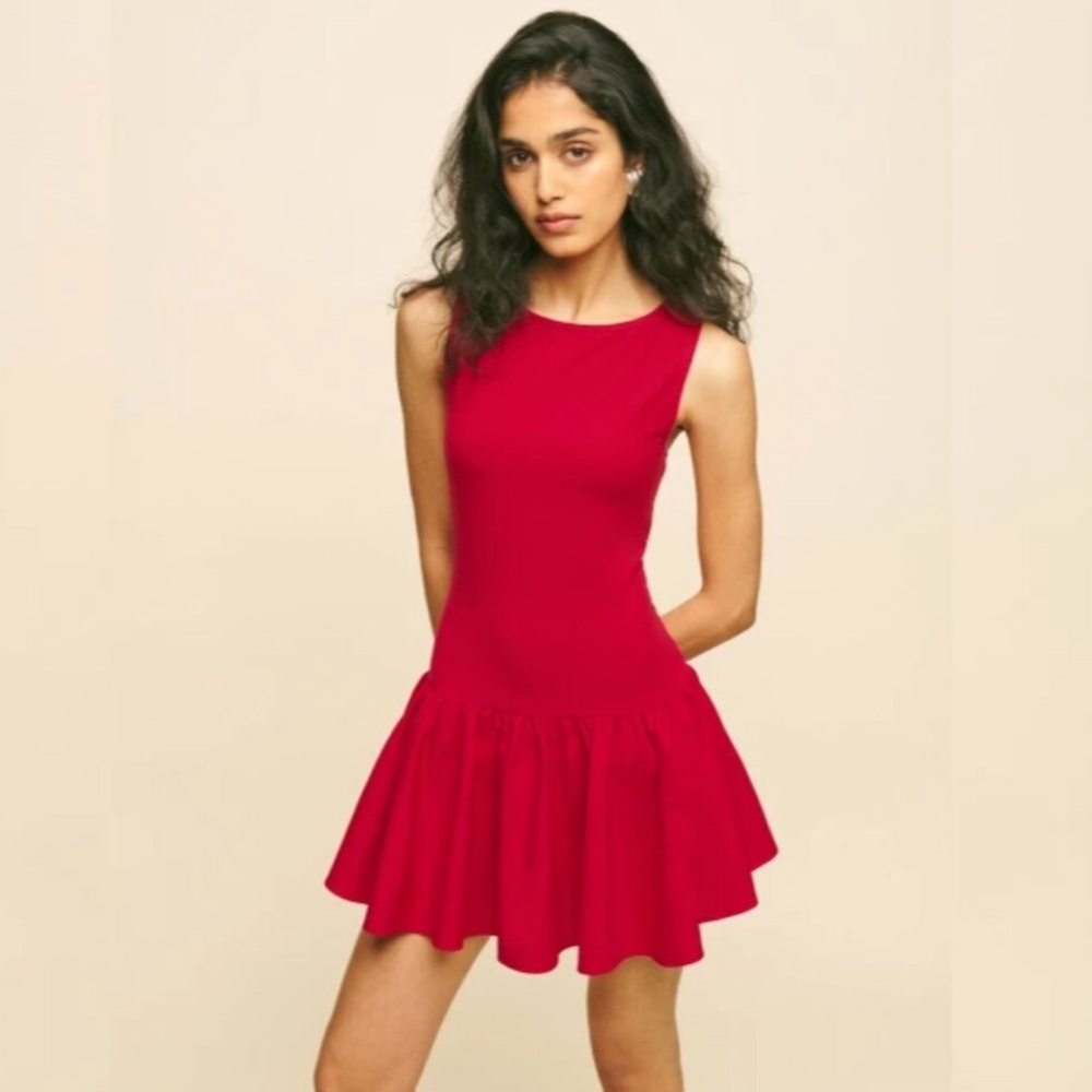 REFORMATION
Defina Knit Dress In Cherry